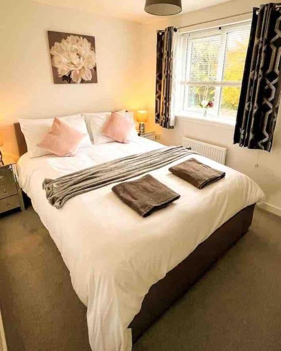 Apartamento Loch Leven Getaway - 2 Bed House Kinross Exterior foto